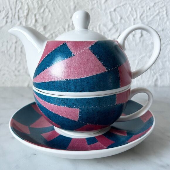 Louise Bourgeios Tea For One Set Bone China Teapot Cup Saucer Third Drawer Down - Picture 4 of 14